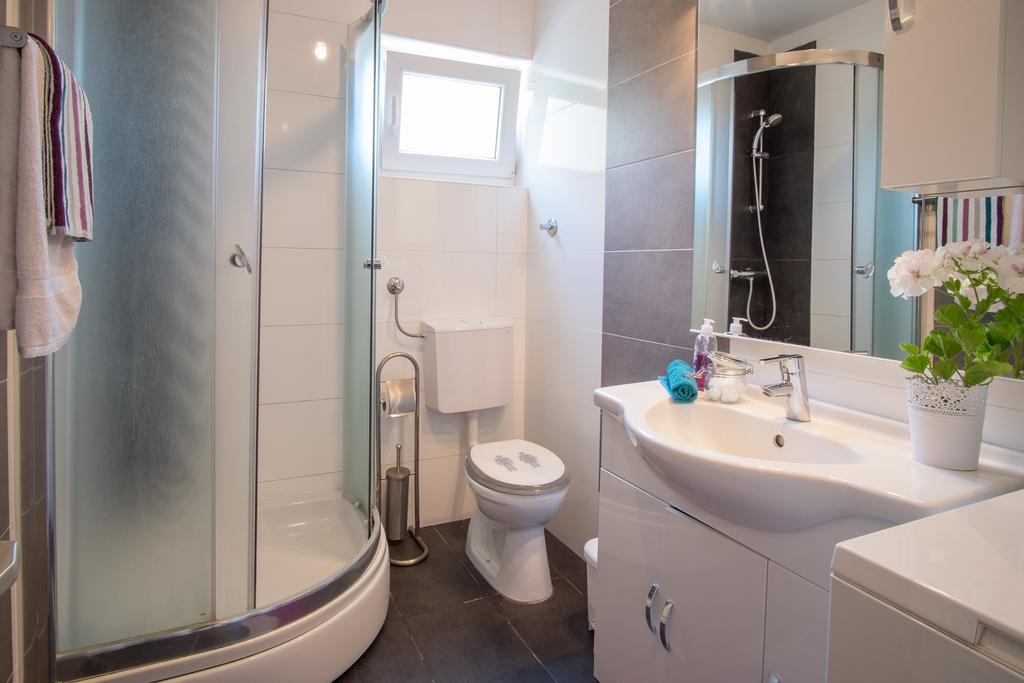 Apartment Katarina Малинска Номер фото
